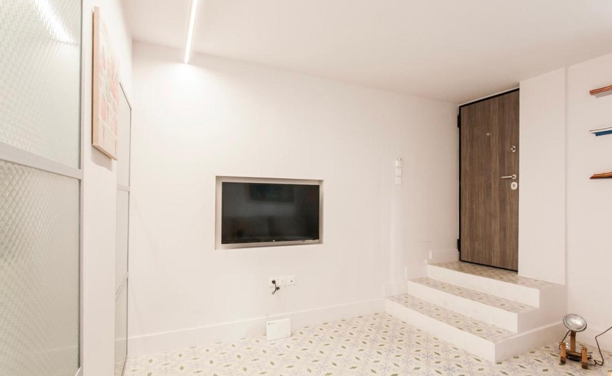 Athos 18 Kolonaki Square Central!!! Афины Экстерьер фото